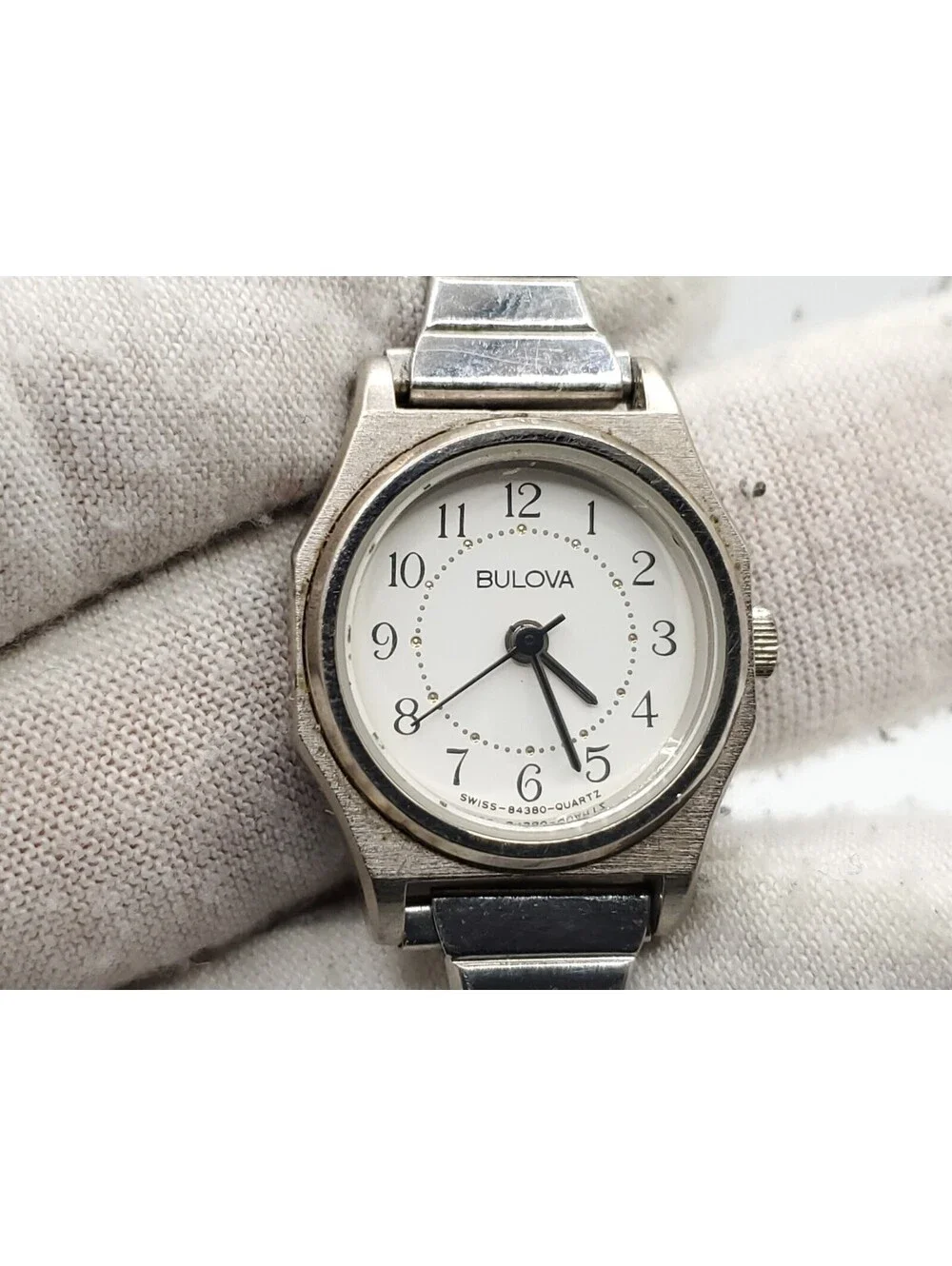 Vintage Bulova P4 Quarts Womens 22mm Watch New Battery White Dial Octagon Case